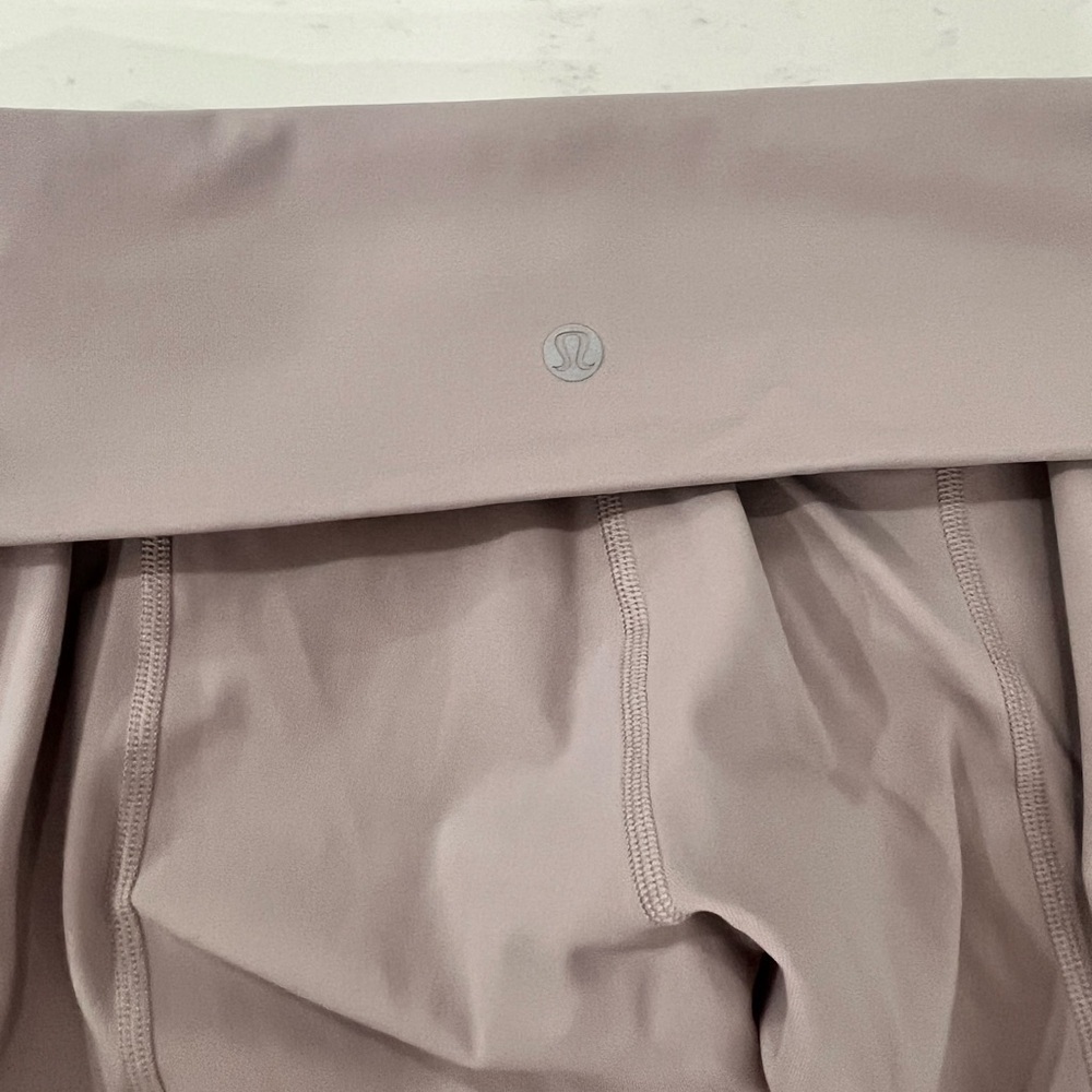 Lululemon Wunder Under Crop High-Rise *Roll Down Scallop Full-On Luxtreme 23" - Picture 2 of 5